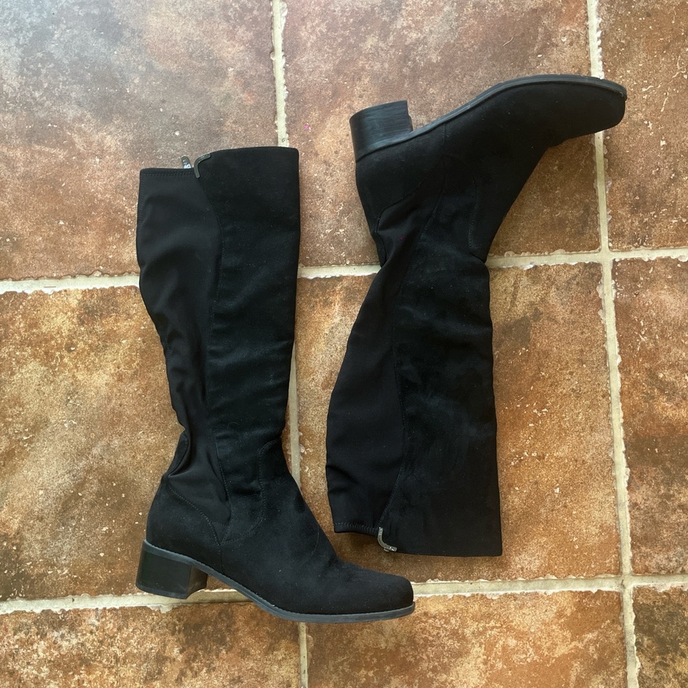 Elegant Black Knee-High Women's Boots